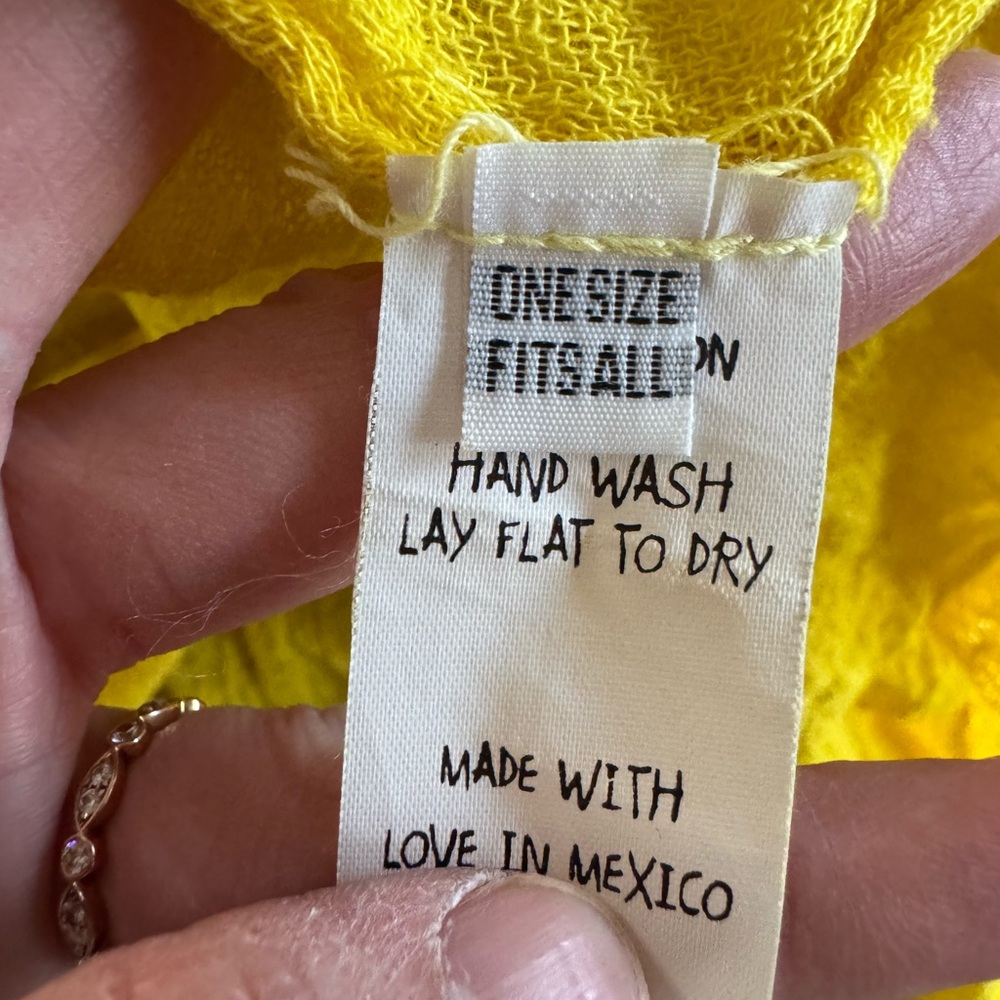 Jen's Pirate Booty Yellow Ruffle Lace Blouse - Picture 4 of 4